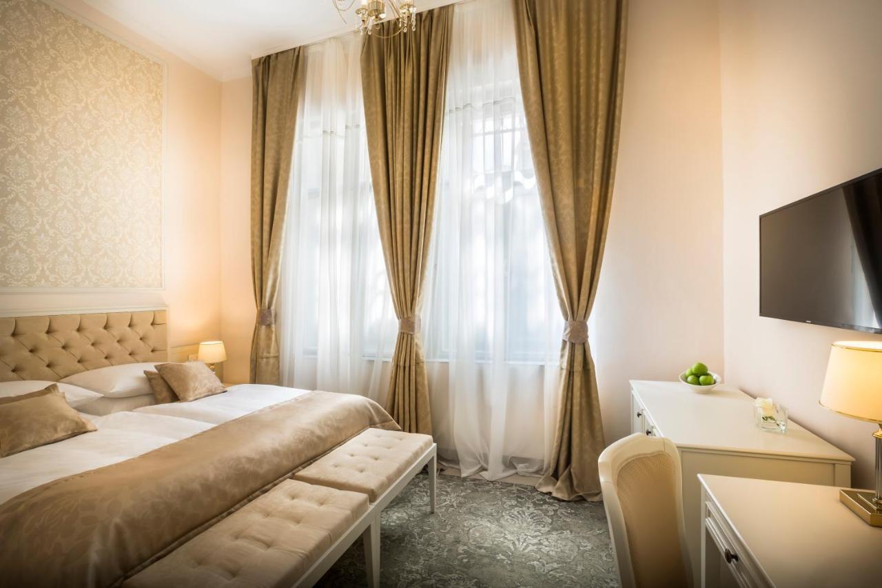 Palace Bellevue - Liburnia Hotel