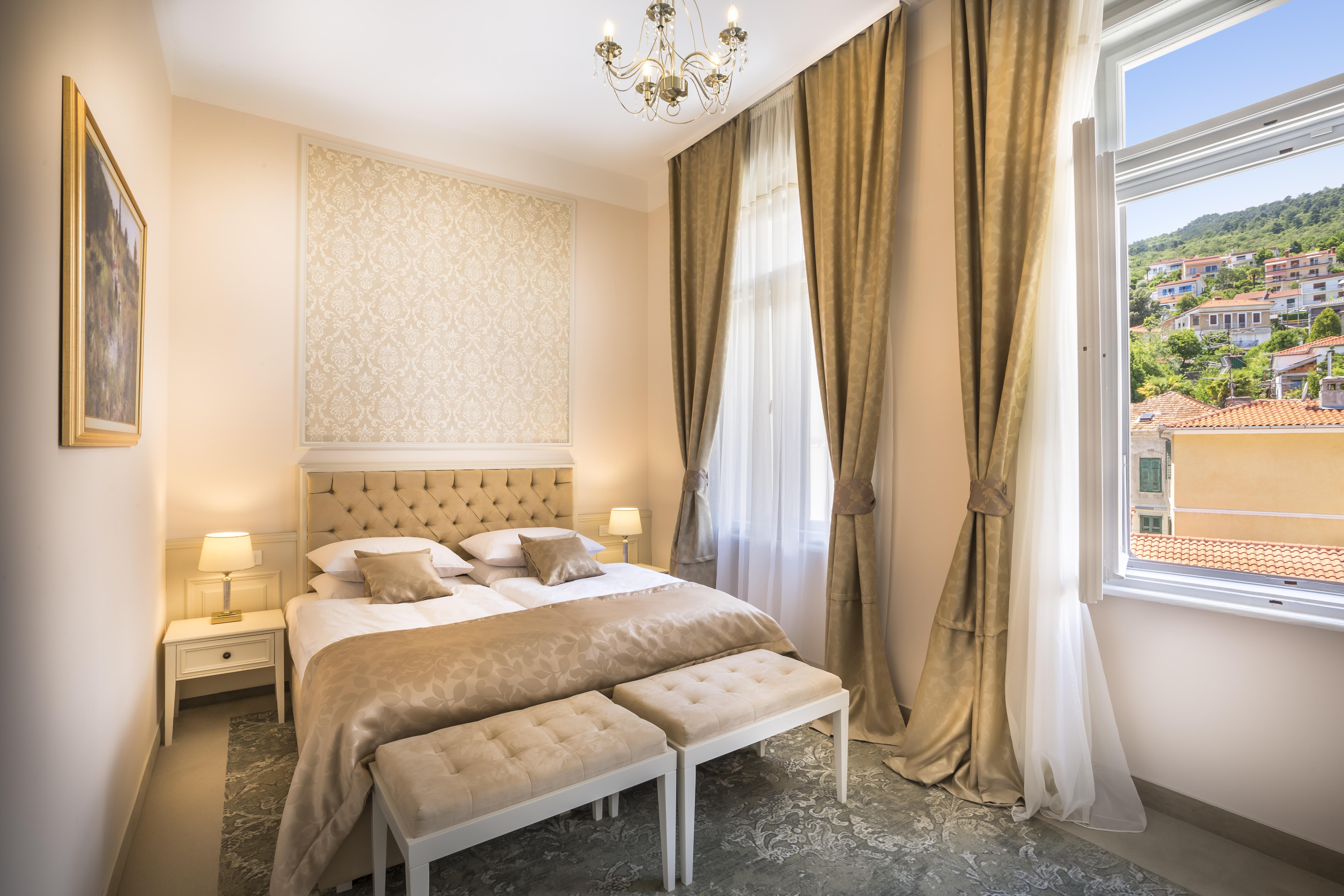 Palace Bellevue - Liburnia Hotel
