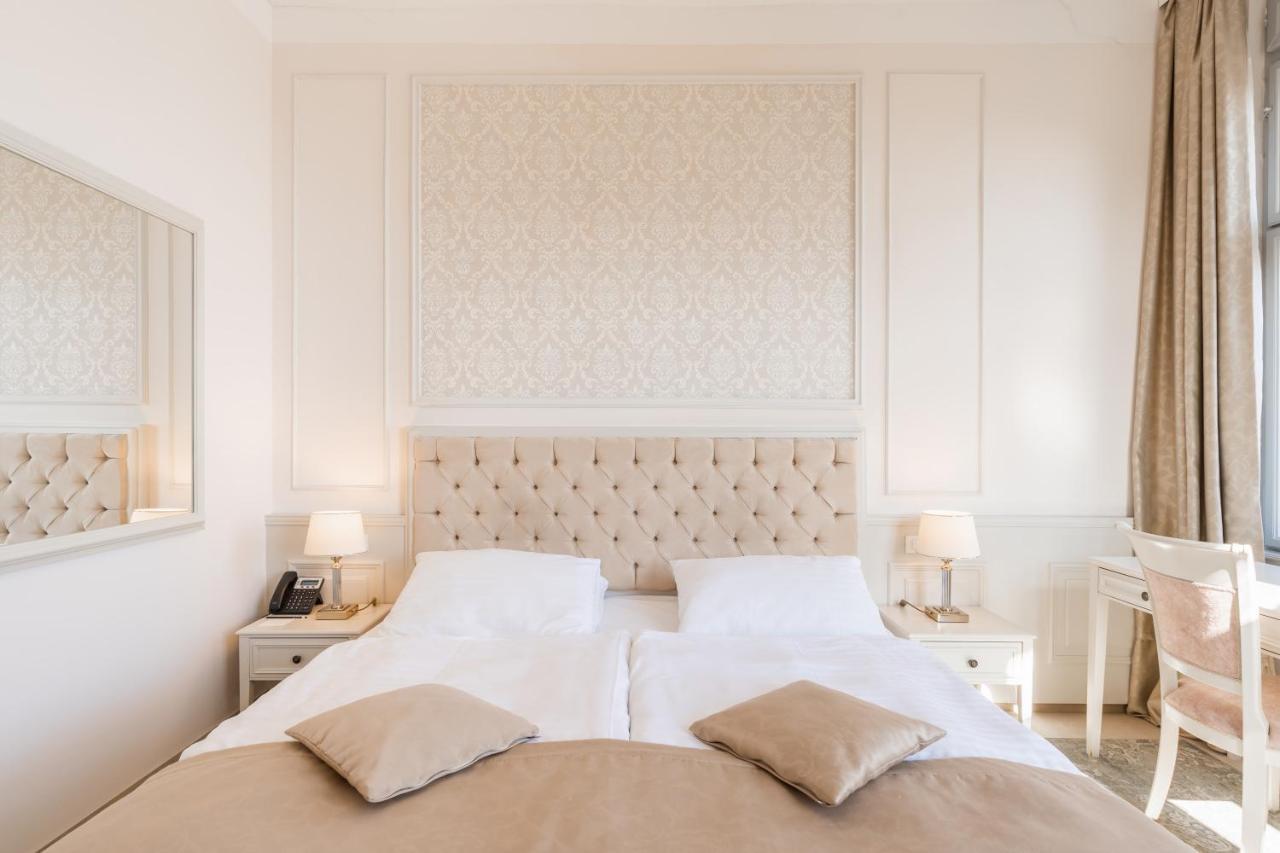 Palace Bellevue - Liburnia Hotel